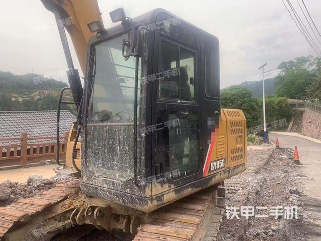 三一重工SY75C挖掘机