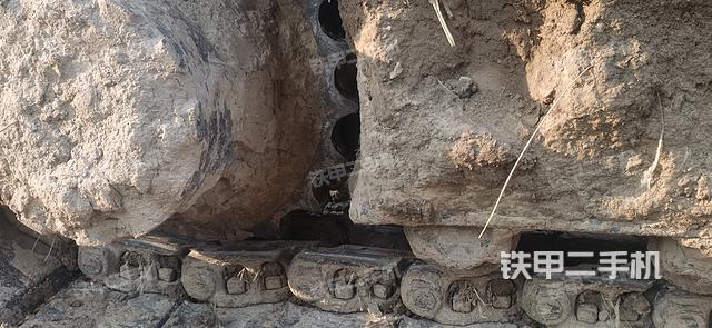 单侧履带整体（整机外观）