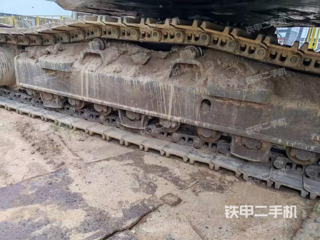 单侧履带整体（整机外观）