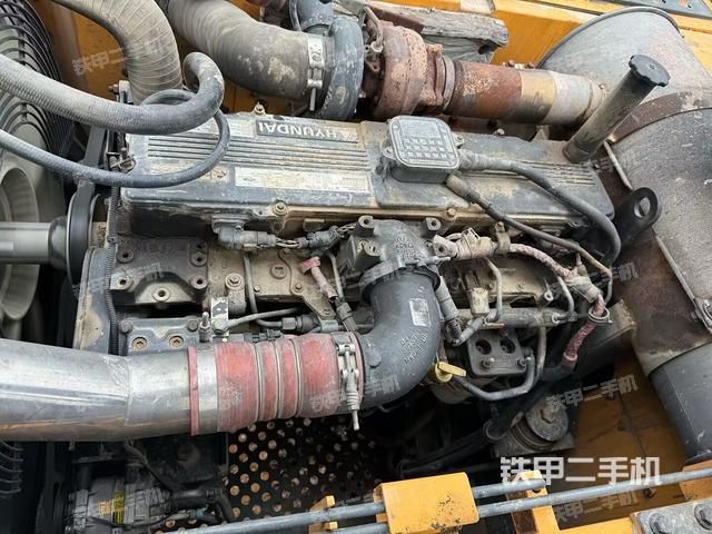 发动机整体俯视（整机外观）