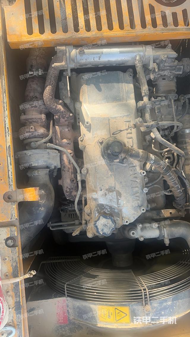 发动机整体俯视（整机外观）