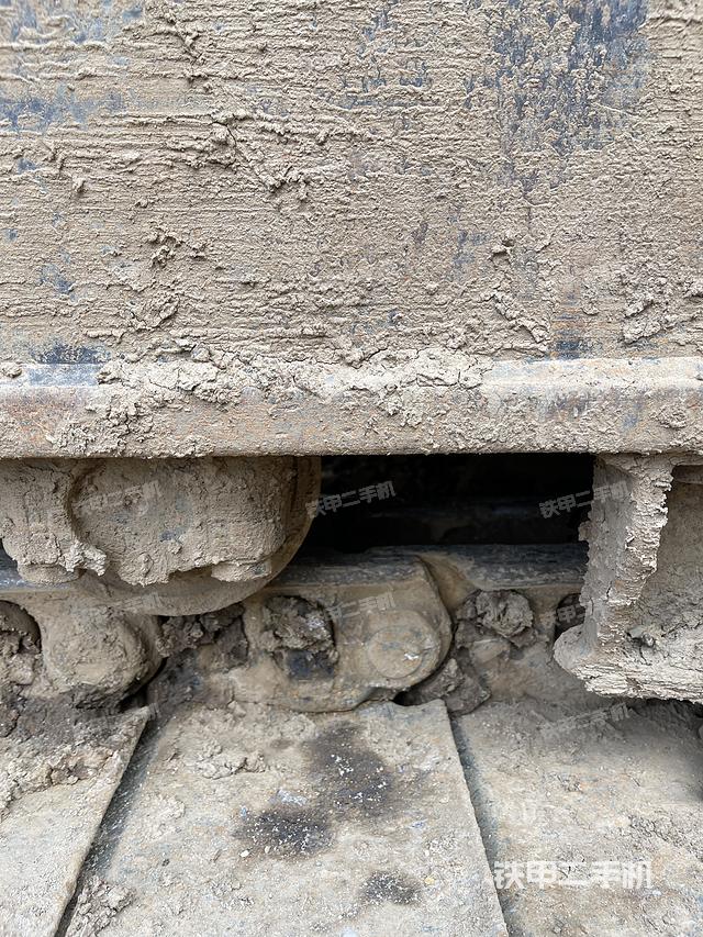 单侧履带整体（整机外观）