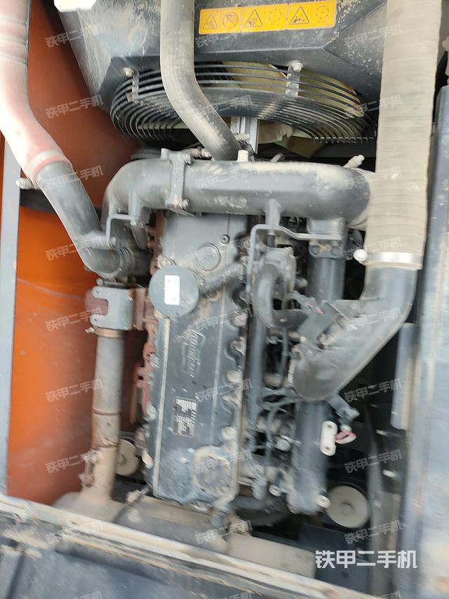 发动机整体俯视（整机外观）