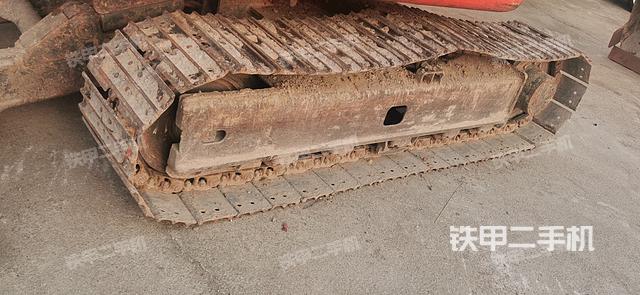 单侧履带整体（整机外观）