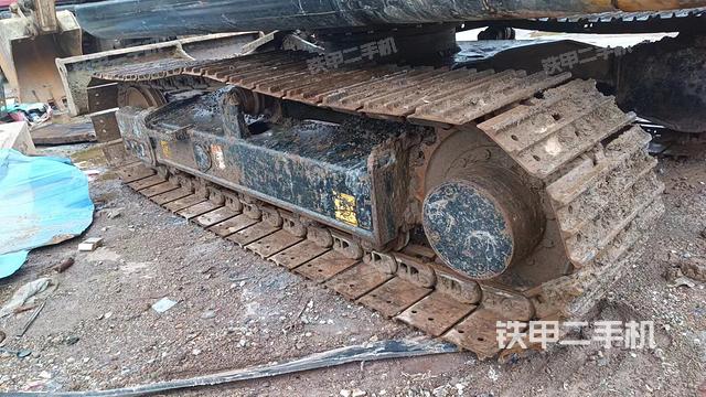 单侧履带整体（整机外观）