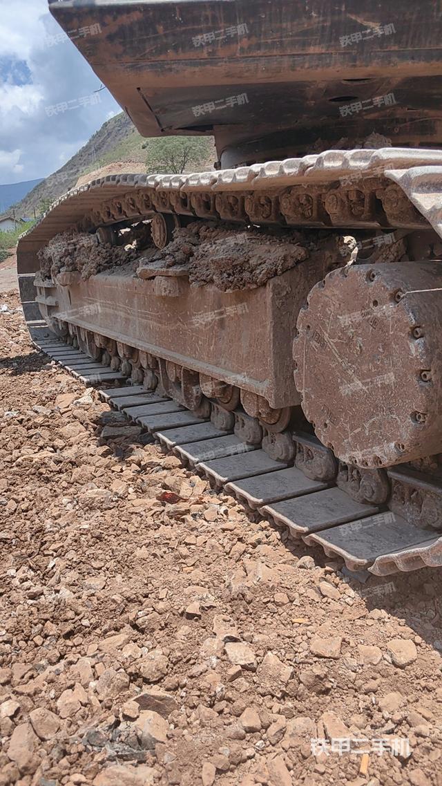 单侧履带整体（整机外观）