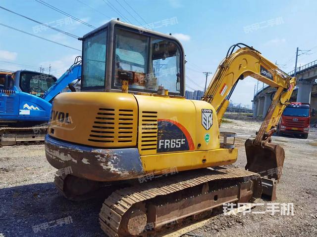 整机右后45°（整机外观）