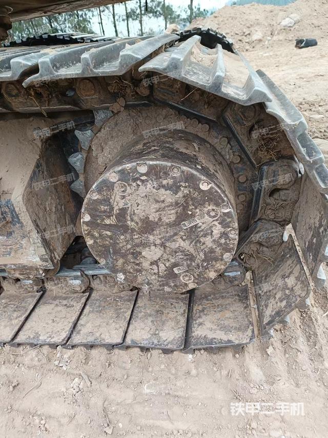 单侧履带整体（整机外观）