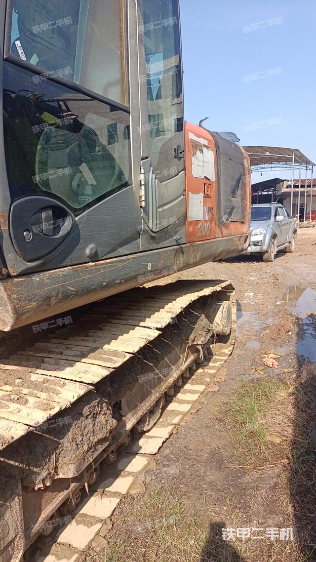 单侧履带整体（整机外观）