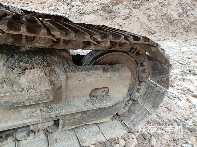 单侧履带整体（整机外观）