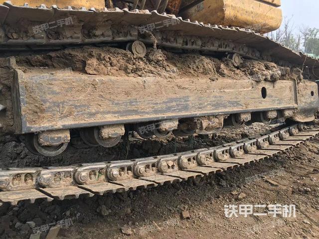 单侧履带整体（整机外观）