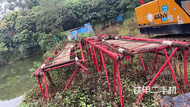 整机左侧（设备外观及核心部件）