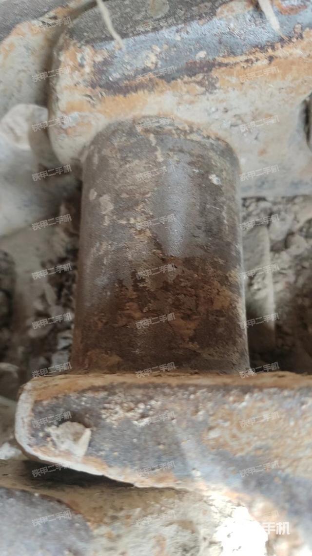 单侧履带整体（整机外观）