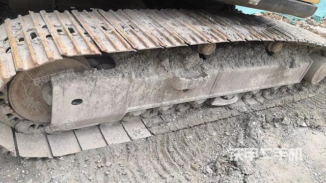 单侧履带整体（整机外观）