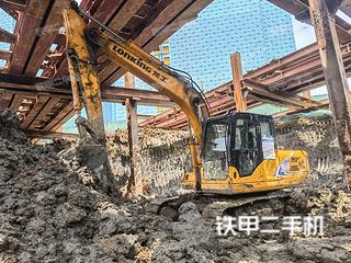 广州龙工LG6135挖掘机实拍图片