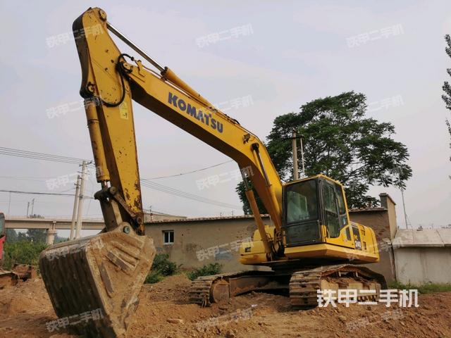 小松PC240LC-8挖掘機(jī)