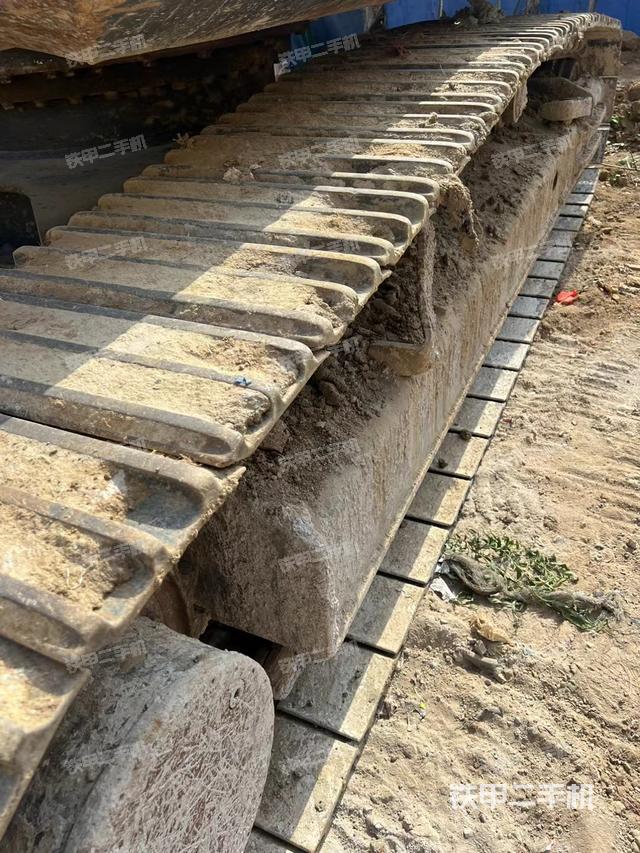 单侧履带整体（整机外观）