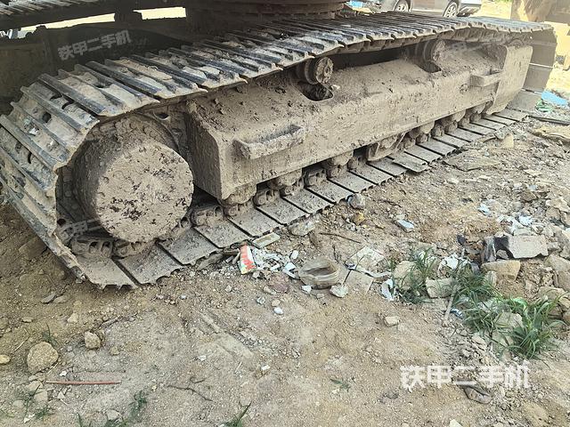 单侧履带整体（整机外观）