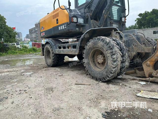 单侧履带整体（整机外观）