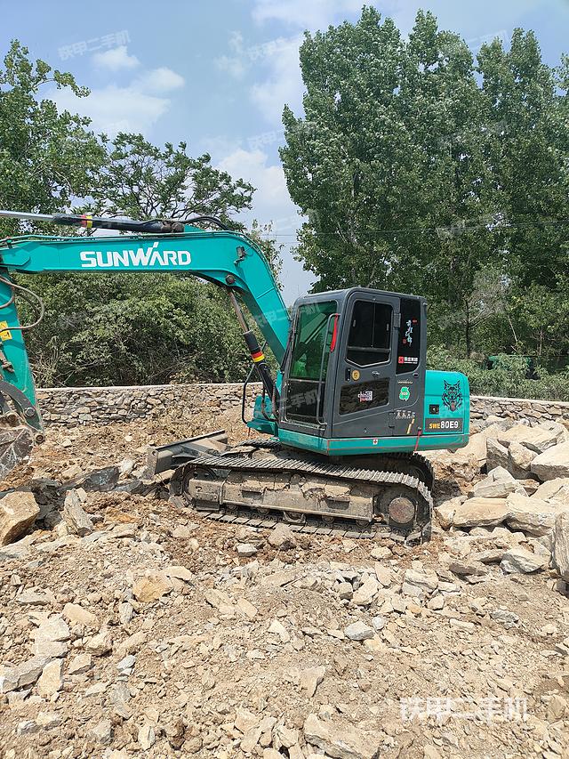 驾驶室整体（整机外观）