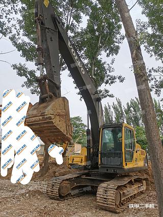 赣州沃尔沃EC210BLC挖掘机实拍图片