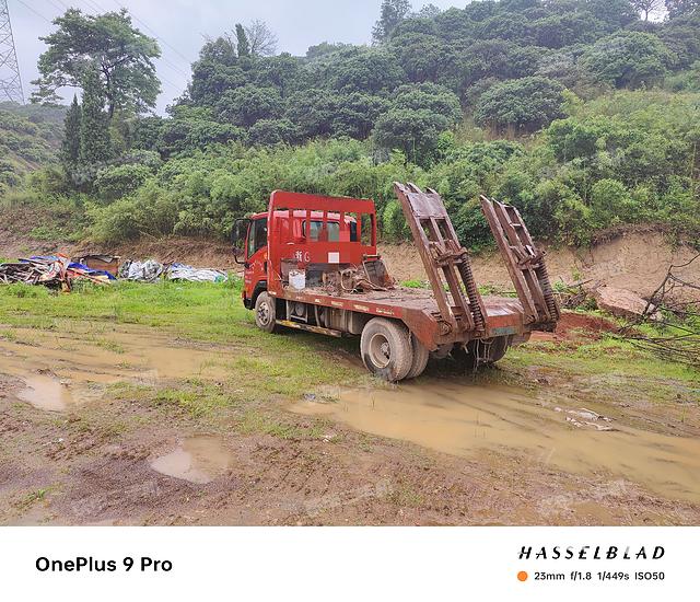 整机左侧（设备外观及核心部件）