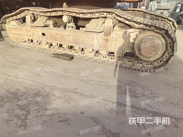 单侧履带整体（整机外观）