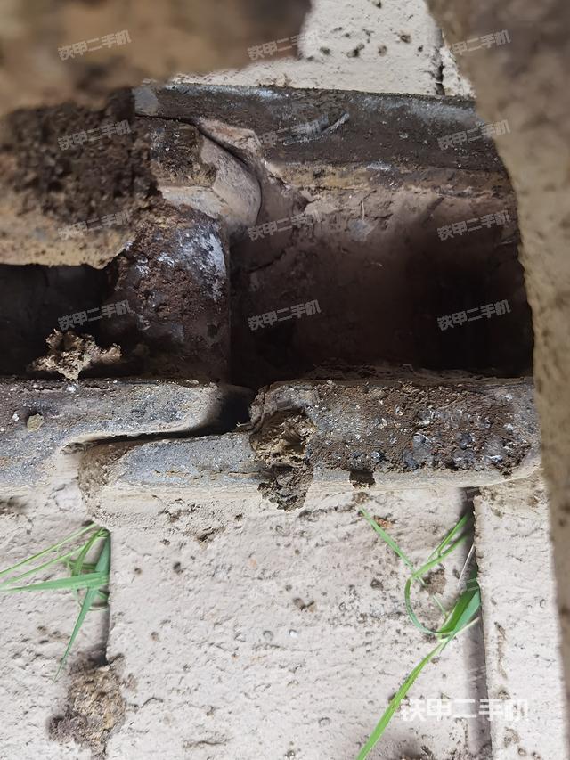 单侧履带整体（整机外观）