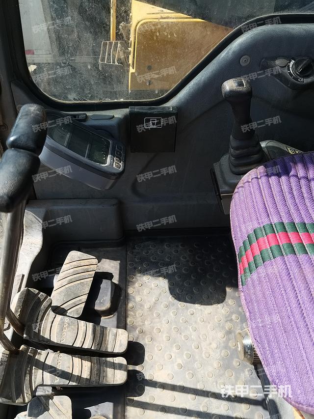 发动机整体俯视（整机外观）