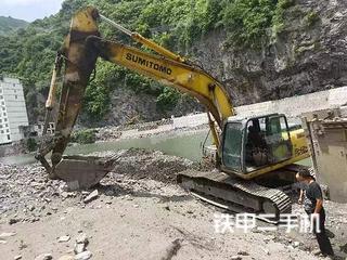 重庆住友SH220LC-5挖掘机实拍图片