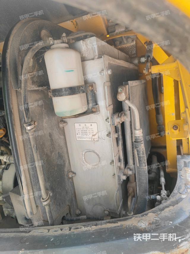 散熱器室(大件艙室) 散熱器室(大件艙室)