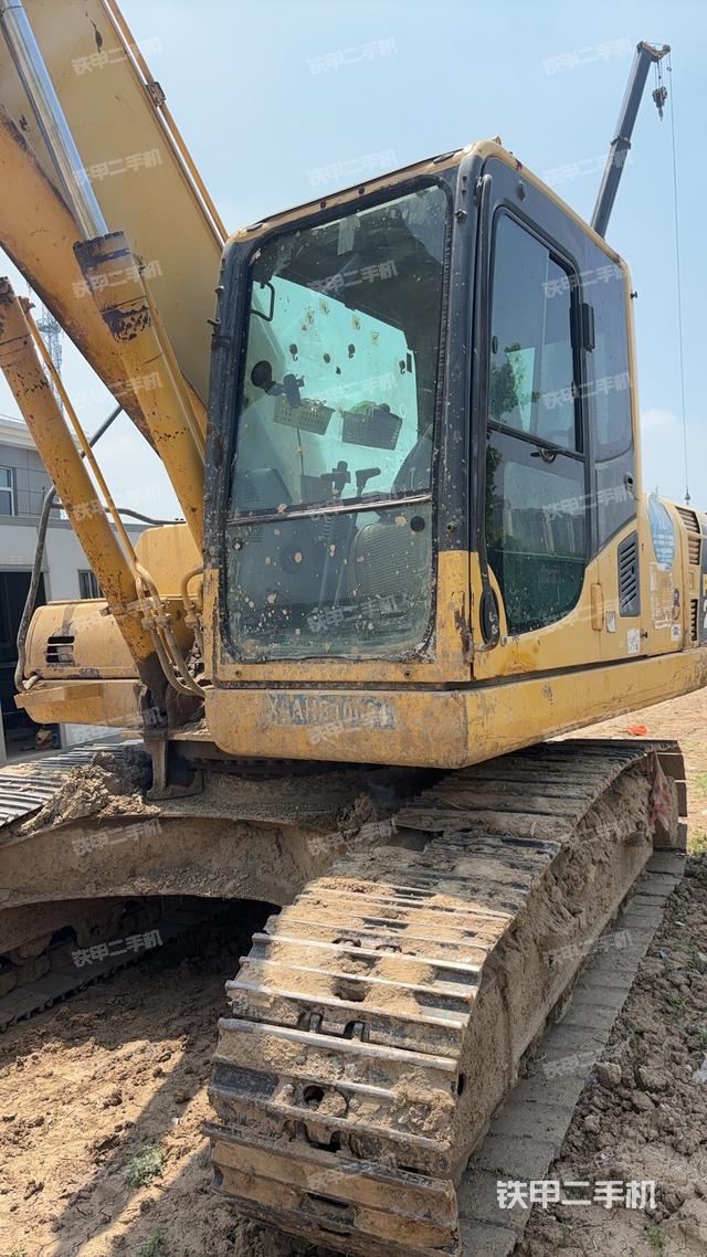 驾驶室整体（整机外观）