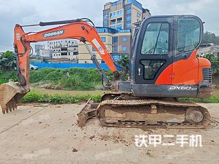 茂名斗山DX60-9C挖掘机实拍图片