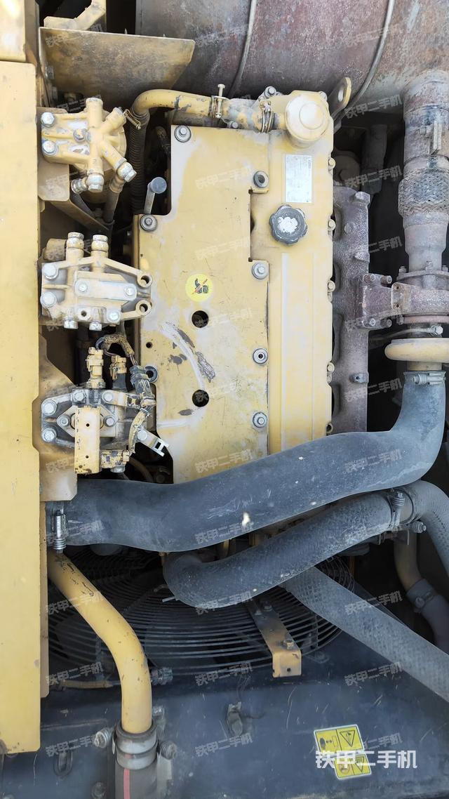 发动机整体俯视（整机外观）