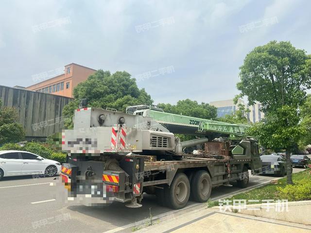 整机右后45°（设备外观及核心部件）