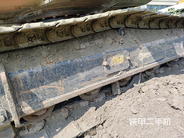 单侧履带整体（整机外观）