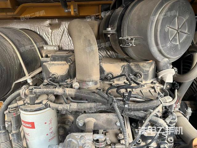 发动机整体俯视（整机外观）