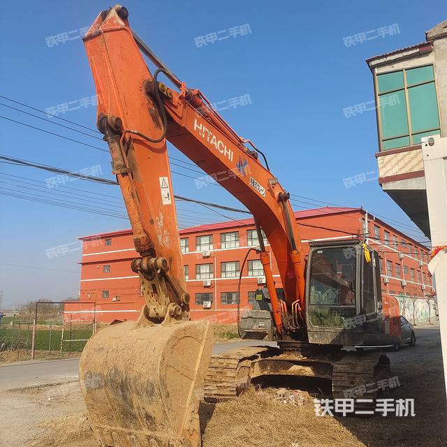 日立ZX200-3挖掘机