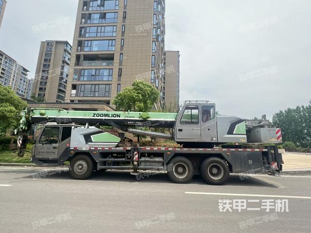 整机左侧（设备外观及核心部件）