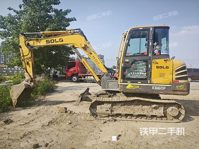 山东临工E660F挖掘机