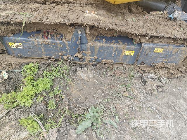 单侧履带整体（整机外观）