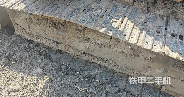 单侧履带整体（整机外观）