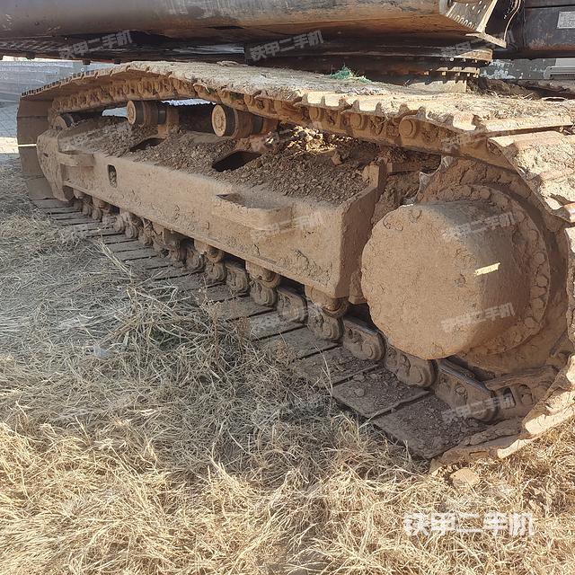 单侧履带整体（整机外观）