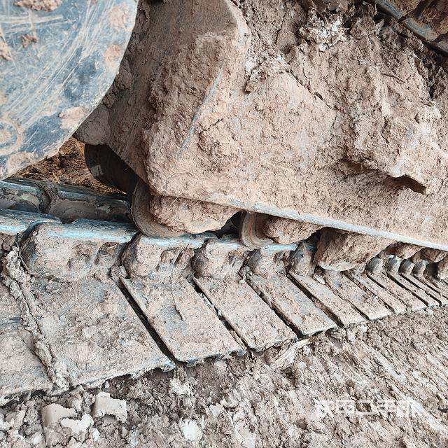 单侧履带整体（整机外观）