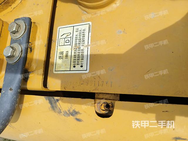 驾驶室整体（整机外观）