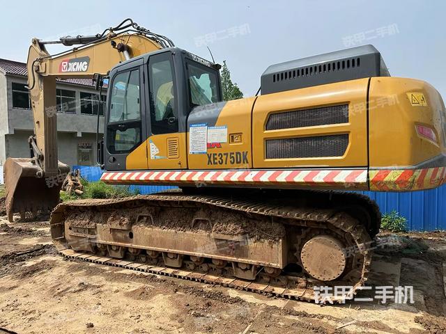 单侧履带整体（整机外观）