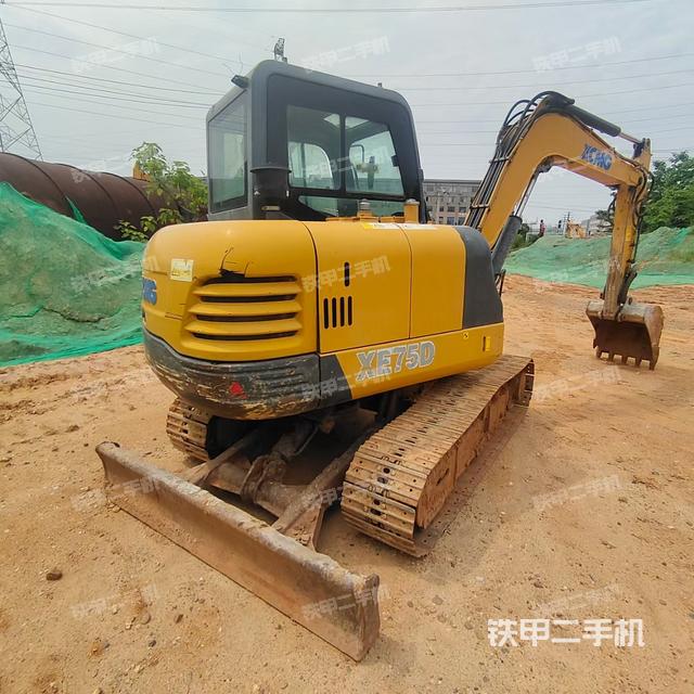 整机右后45°（整机外观）