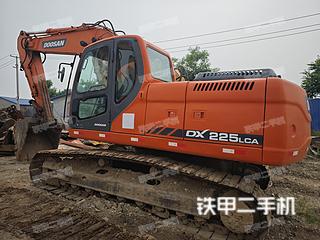 郴州斗山DX225LCA挖掘机实拍图片