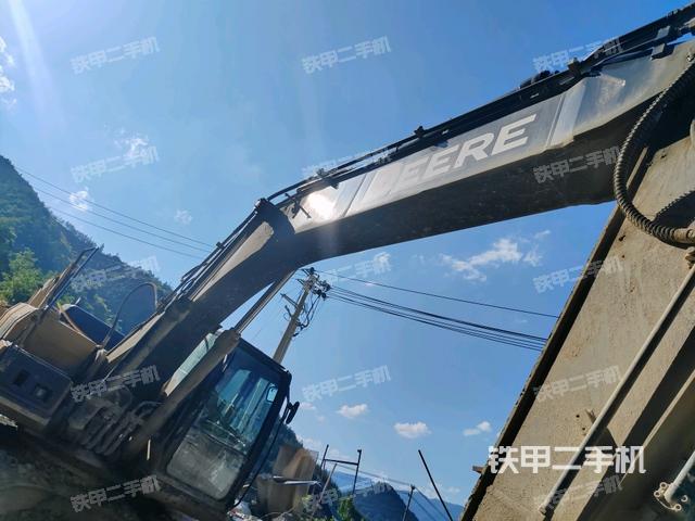 大臂整体 右侧（工作和回转装置）