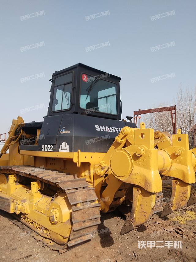 整机右后45°（设备外观及核心部件）